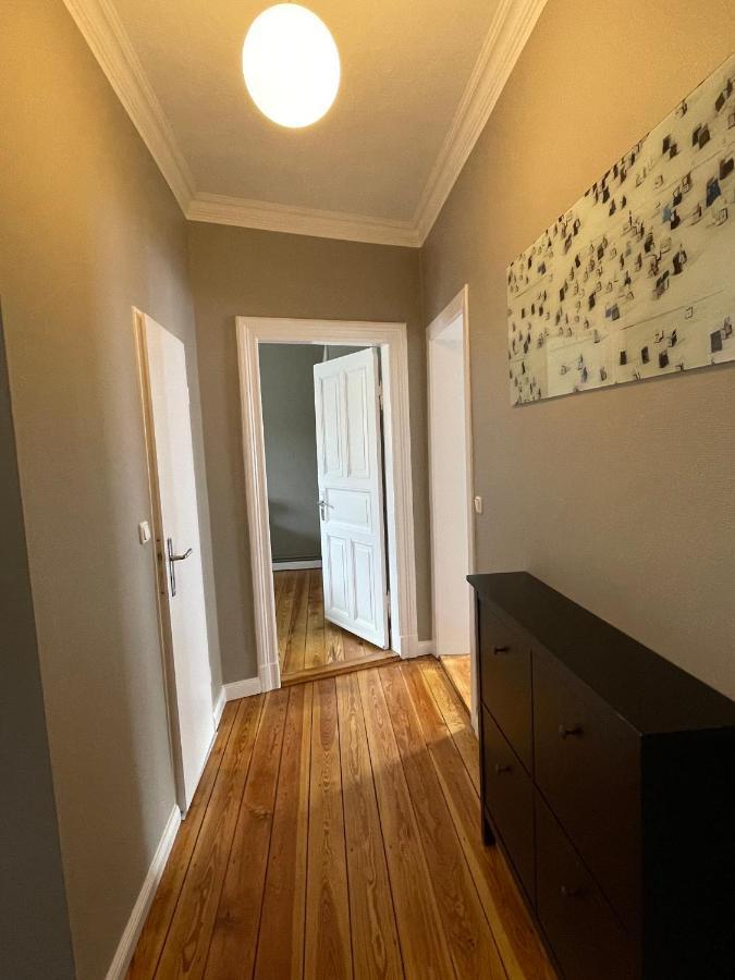 Altbaucharme Deluxe Mit Balkon In Zentraler Lage Apartment Kiel Bagian luar foto